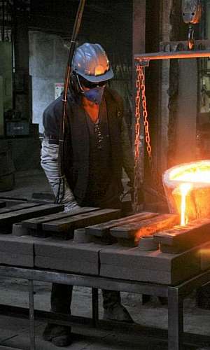 Fabricação de peças em ferro fundido