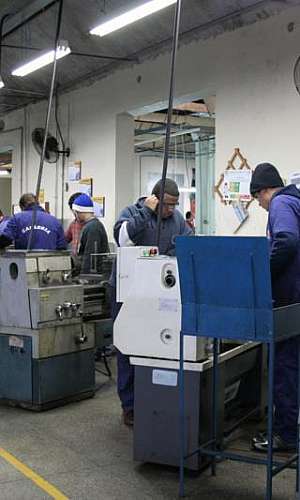 Indústria de usinagem Indústria de usinagem