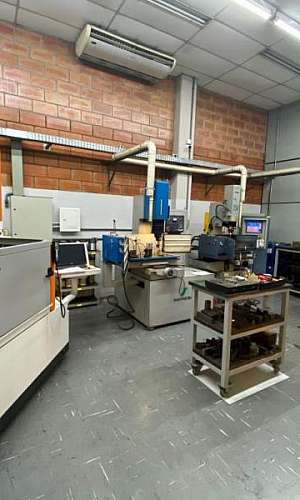 serviço de eletroerosão penetração serviço de eletroerosão penetração