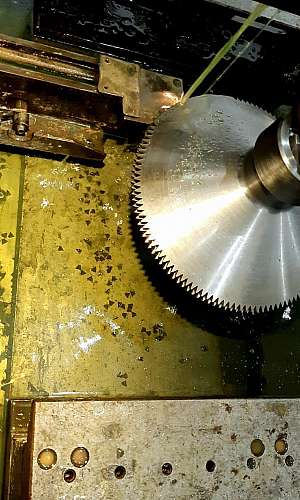 serviço de usinagem por eletroerosão a fio serviço de usinagem por eletroerosão a fio