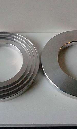 Usinagem de peças em torno mecânico  Usinagem de peças em torno mecânico